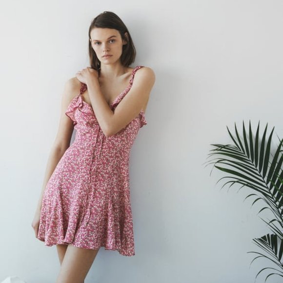 Floral Printed Ruffle Dress - Picture 2 of 4